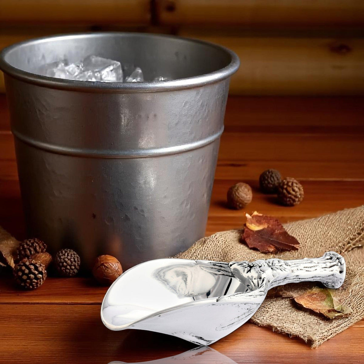 Arthur Court Forest Antler and Oak Leaf Ice Scoop