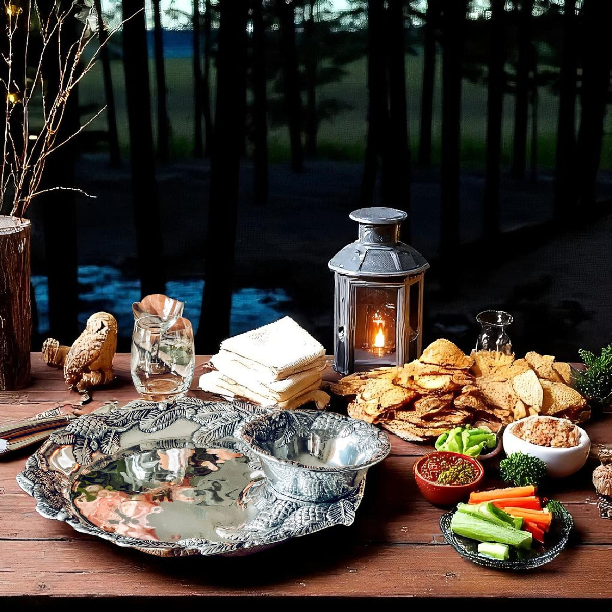 Arthur Court Forest Pine Cone Forest Chip and Dip Tray