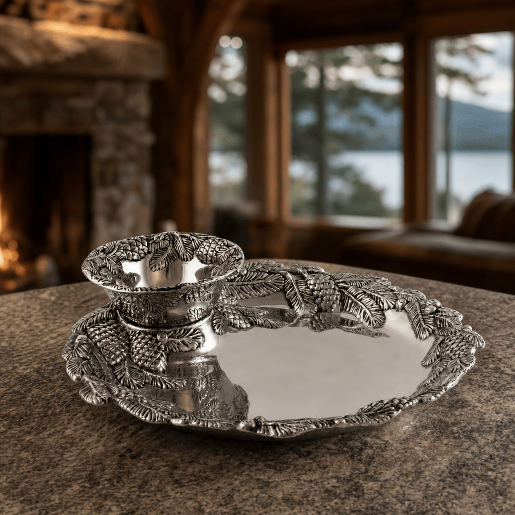 Arthur Court Forest Pine Cone Forest Chip and Dip Tray