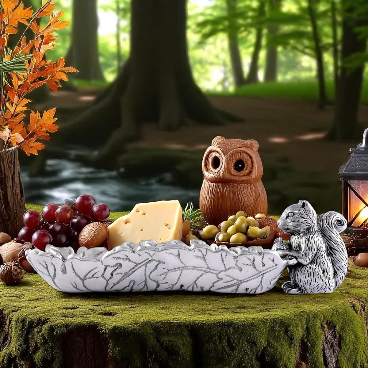 Arthur Court Forest Squirrel Cracker Tray