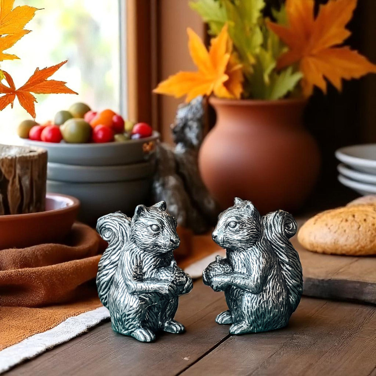 Arthur Court Forest Squirrel Salt and Pepper