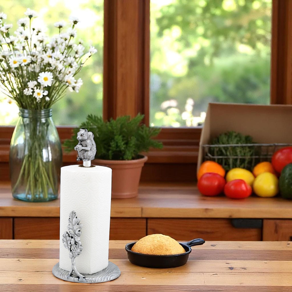 Arthur Court Forest Squirrel Towel Holder