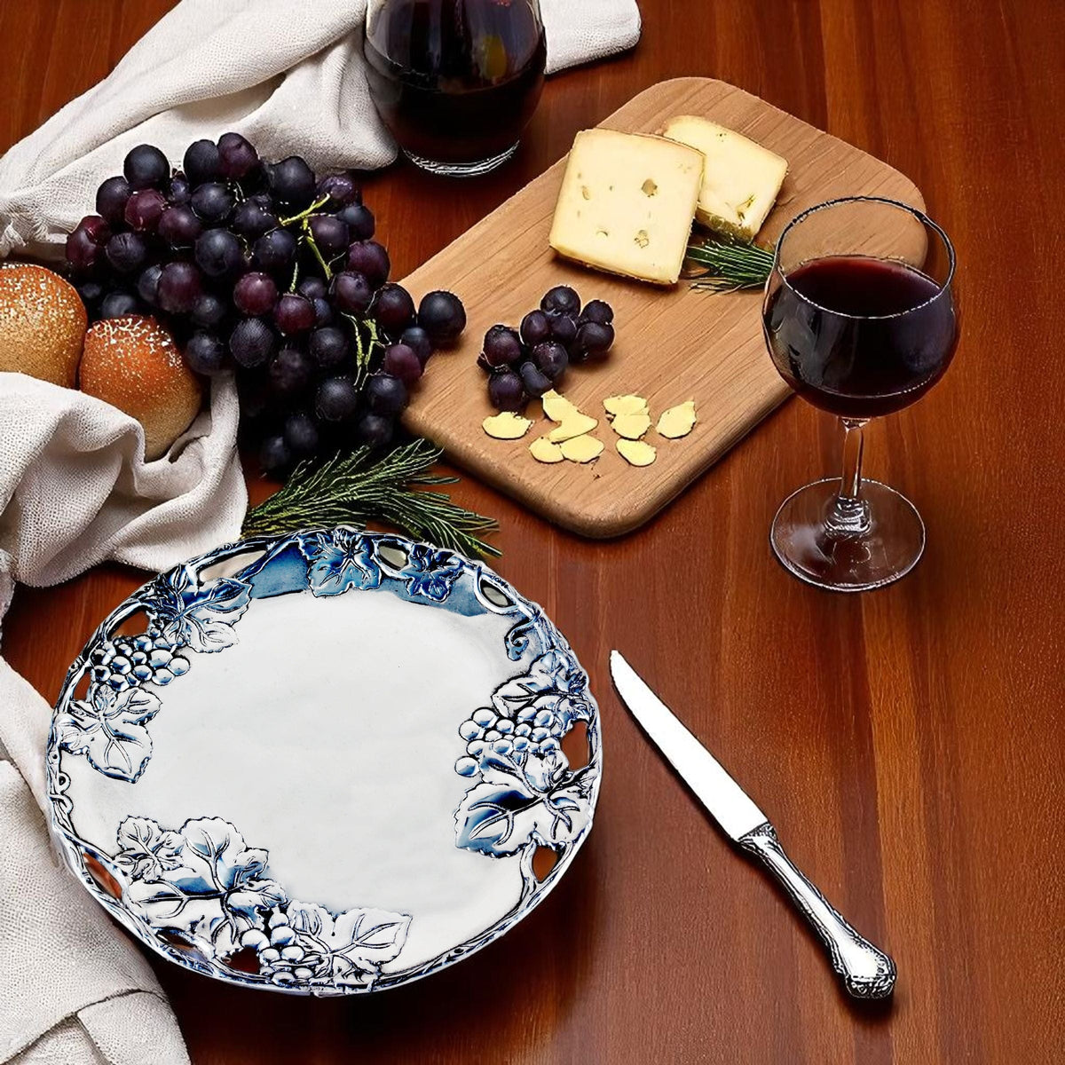 Arthur Court Grape Grape 12 Round Plate