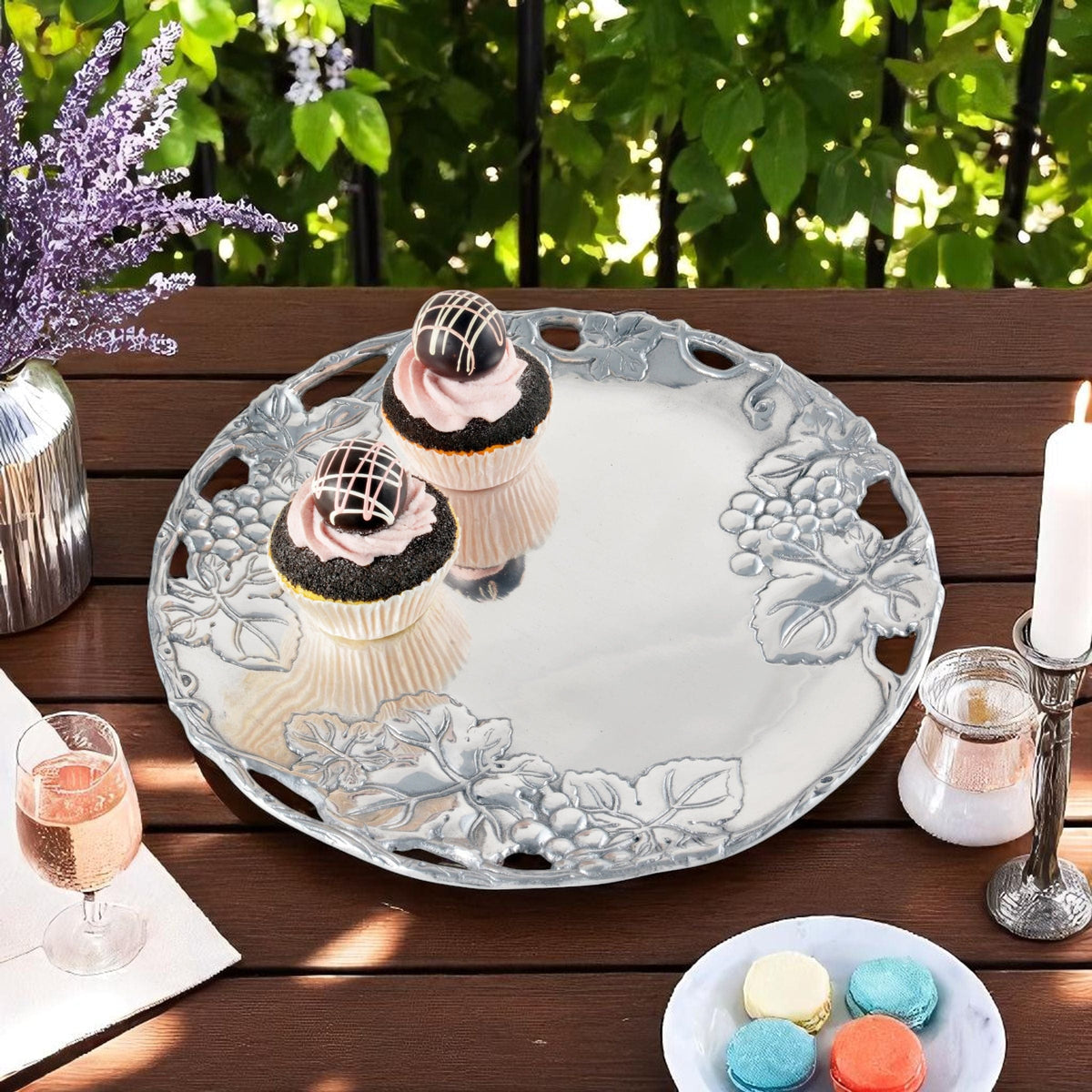 Arthur Court Grape Grape 12 Round Plate