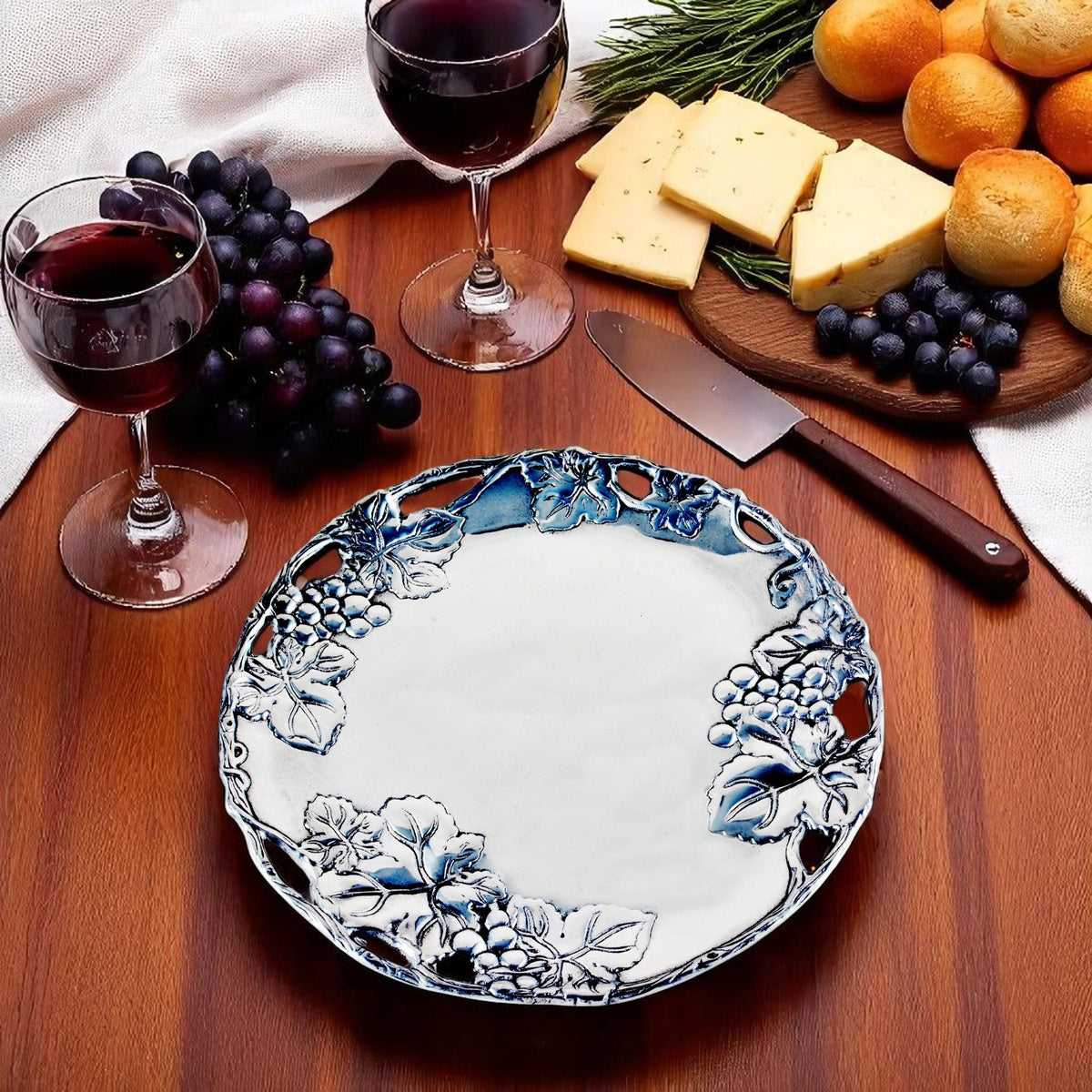 Arthur Court Grape Grape 12 Round Plate