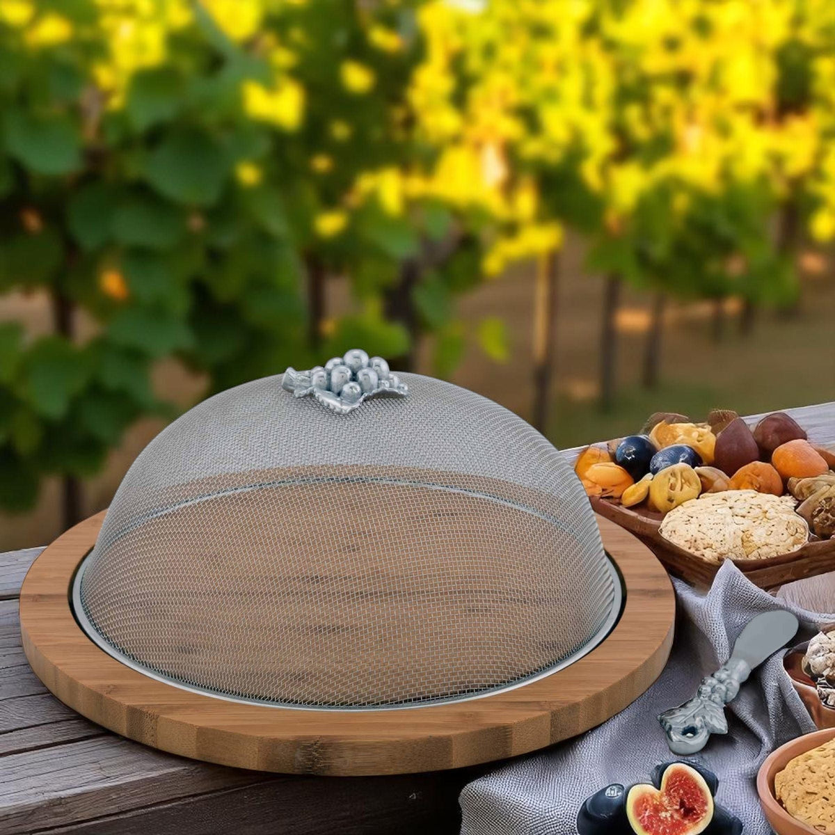 Arthur Court Grape Grape 3 Piece Picnic Cheese Board / Spreader