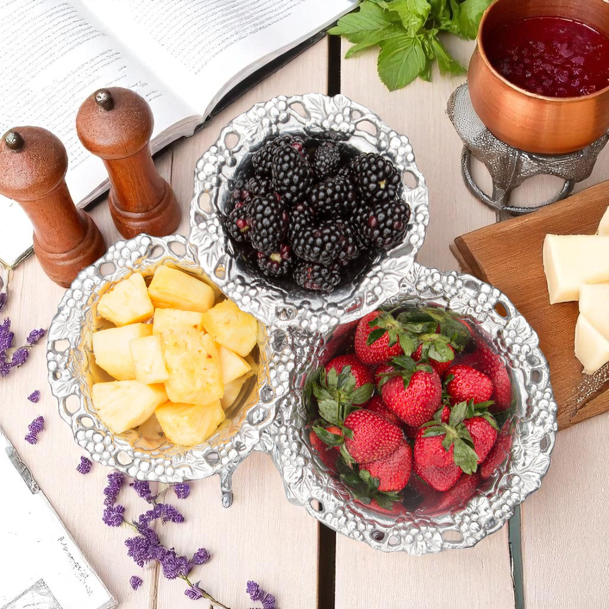 Arthur Court Grape Grape 3-Tiered Bowl