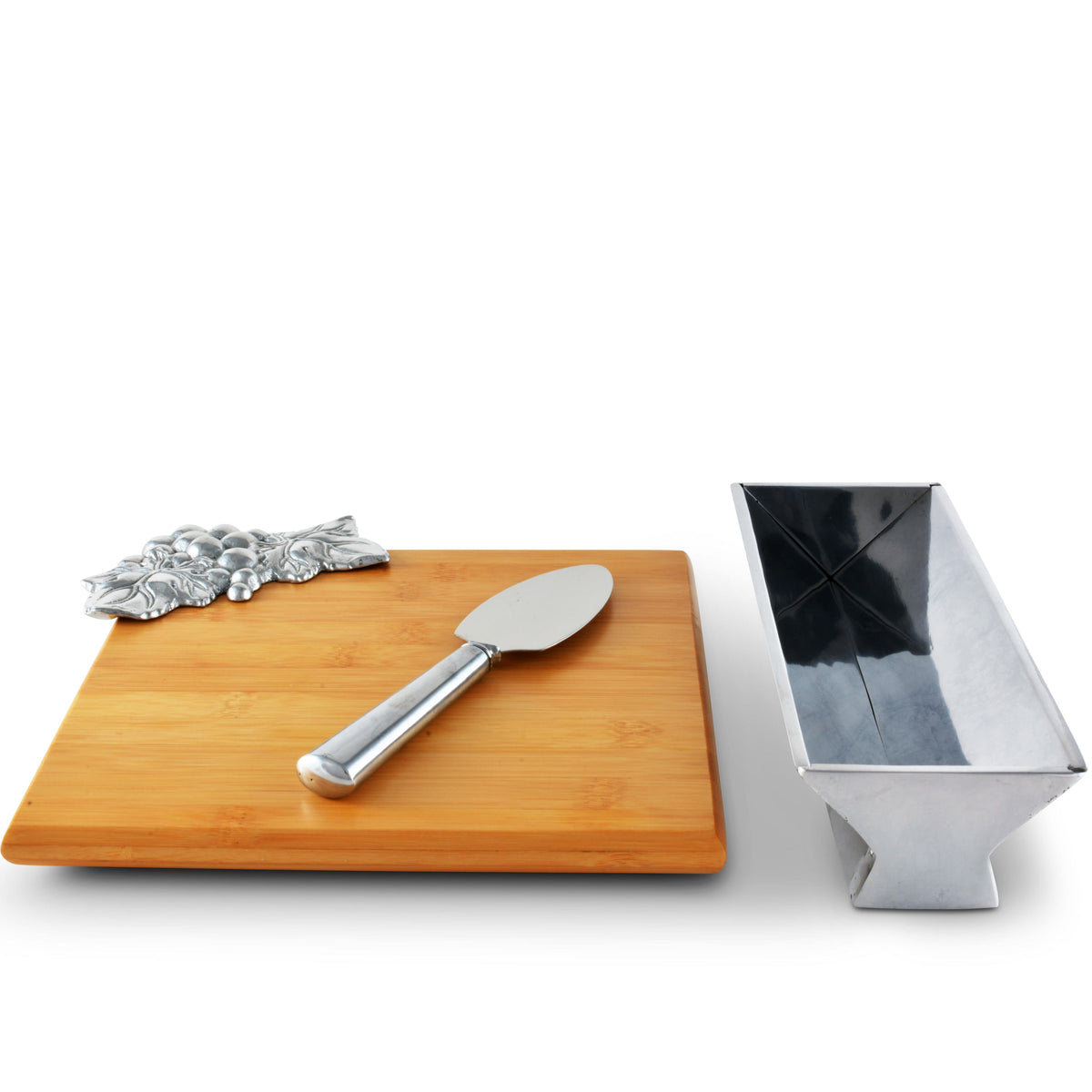 Arthur Court Grape Grape Bamboo Cheese Set