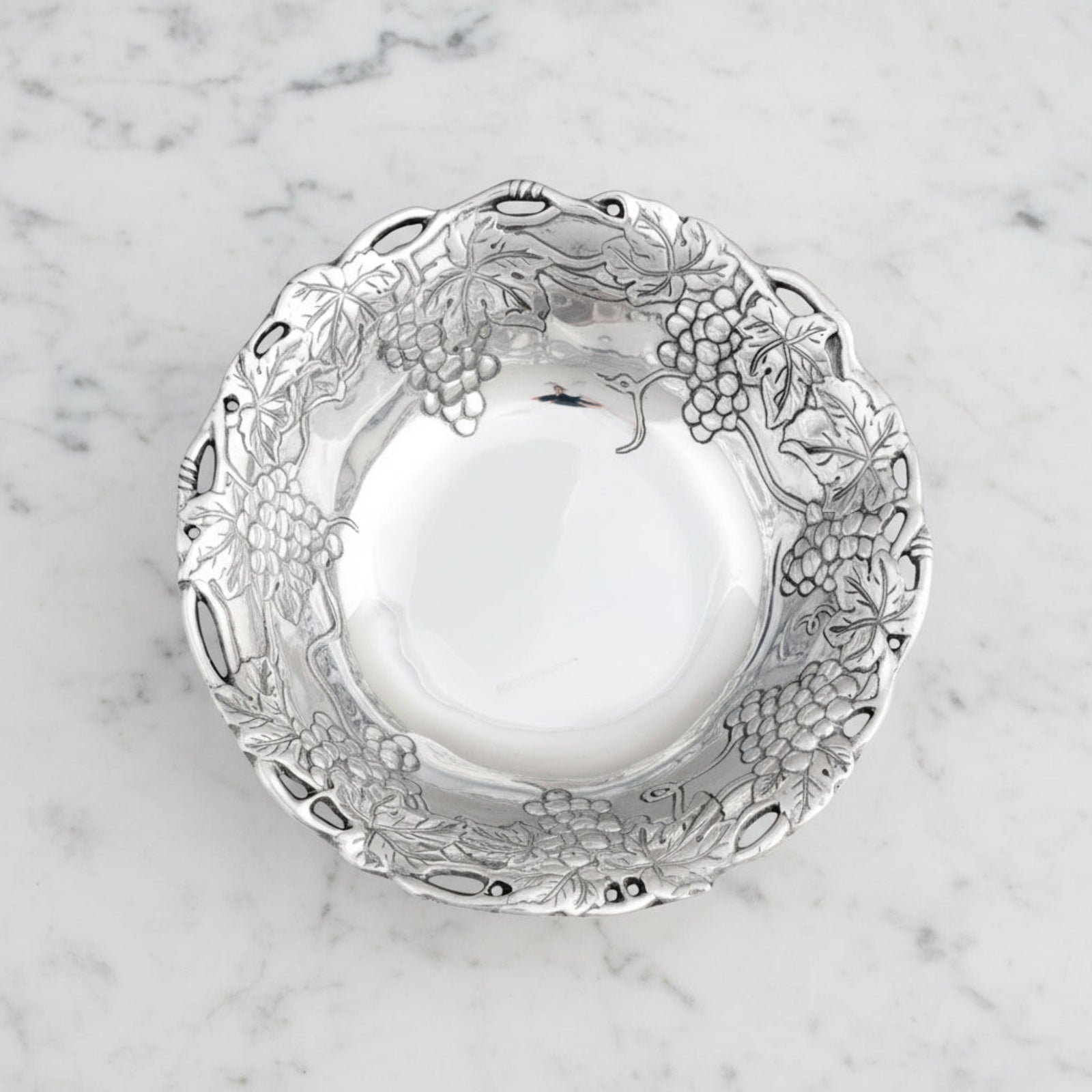 Arthur Court Grape Grape Bowl