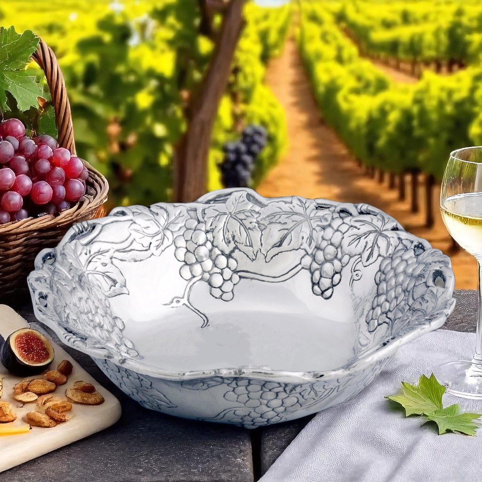 Arthur Court Grape Grape Bowl