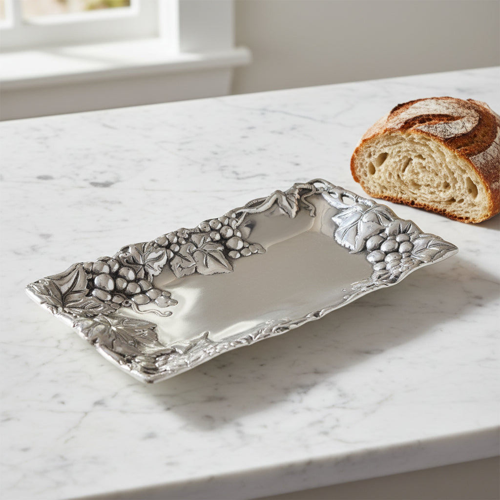 Arthur Court Grape Grape Bread Tray 6x12