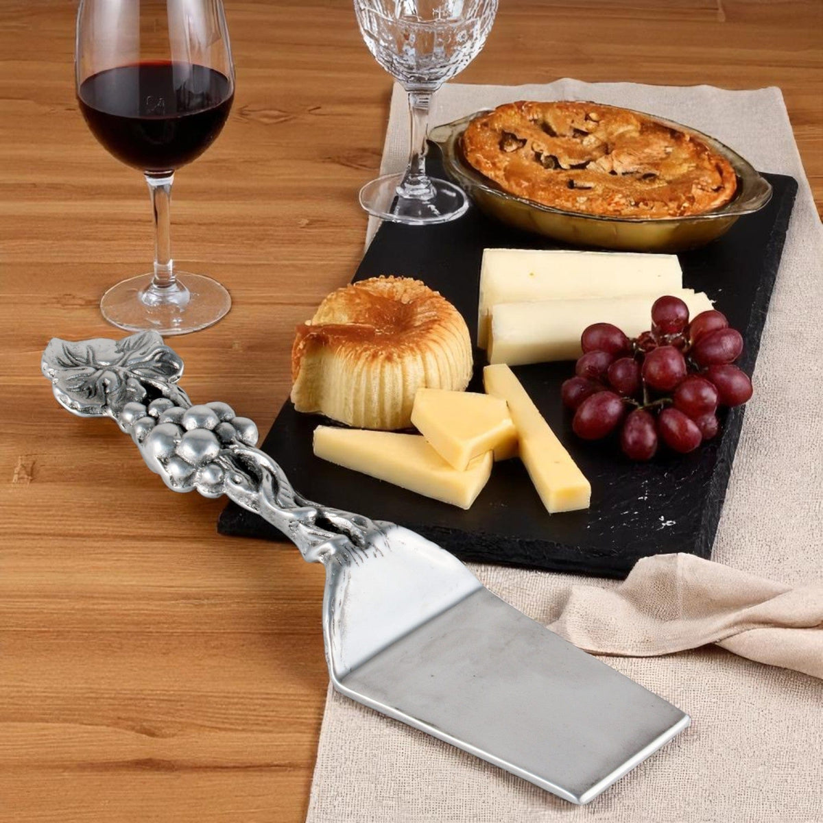 Arthur Court Grape Grape Cake/Lasagna Server