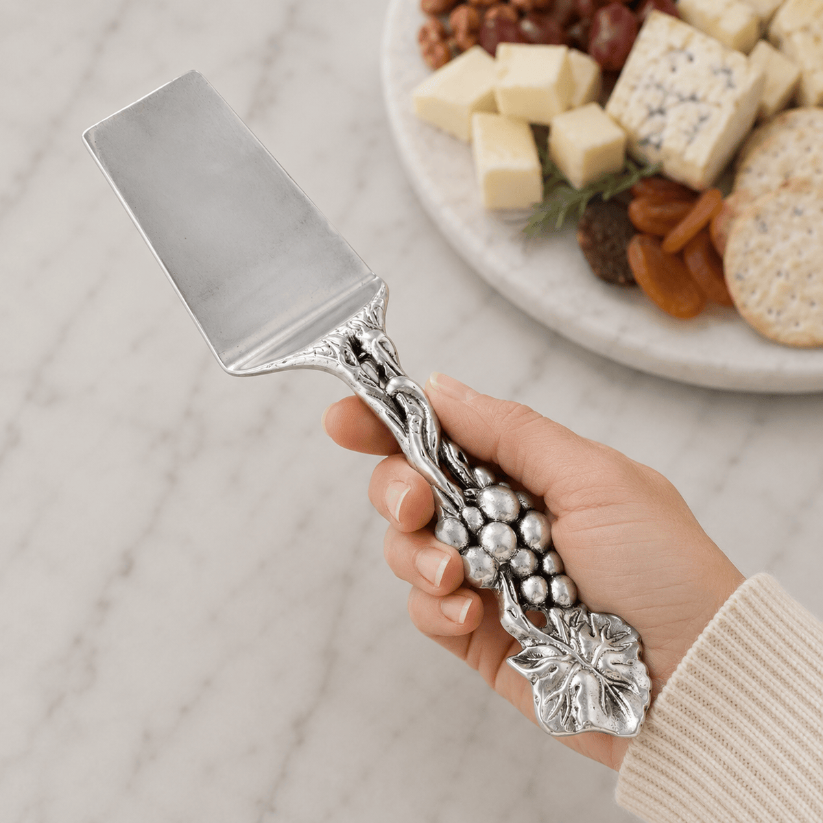 Arthur Court Grape Grape Cake/Lasagna Server