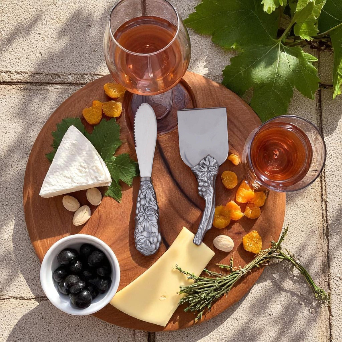 Arthur Court Grape Grape Cheese Tool Set