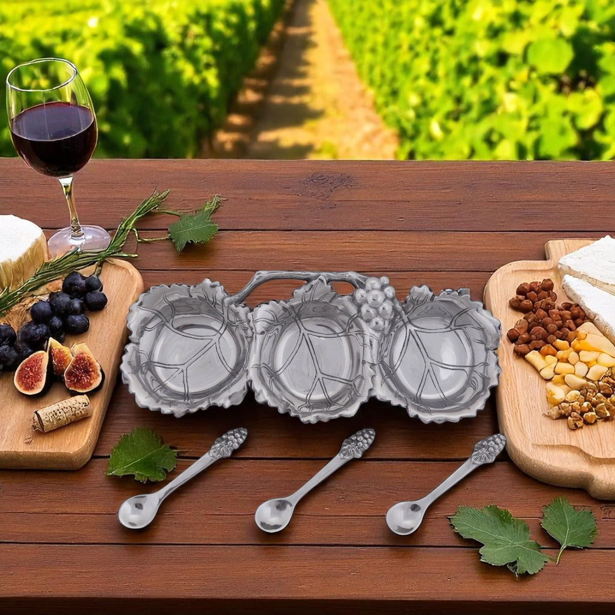 Arthur Court Grape Grape Condiment Server