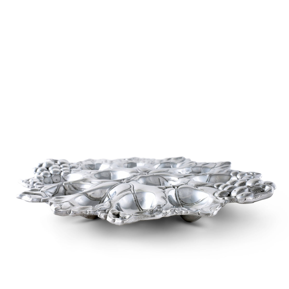 Arthur Court Grape Grape Deviled Egg Holder