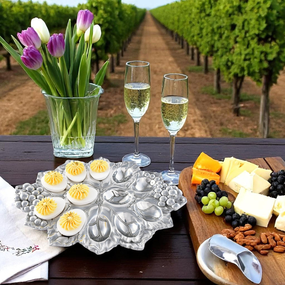 Arthur Court Grape Grape Deviled Egg Holder