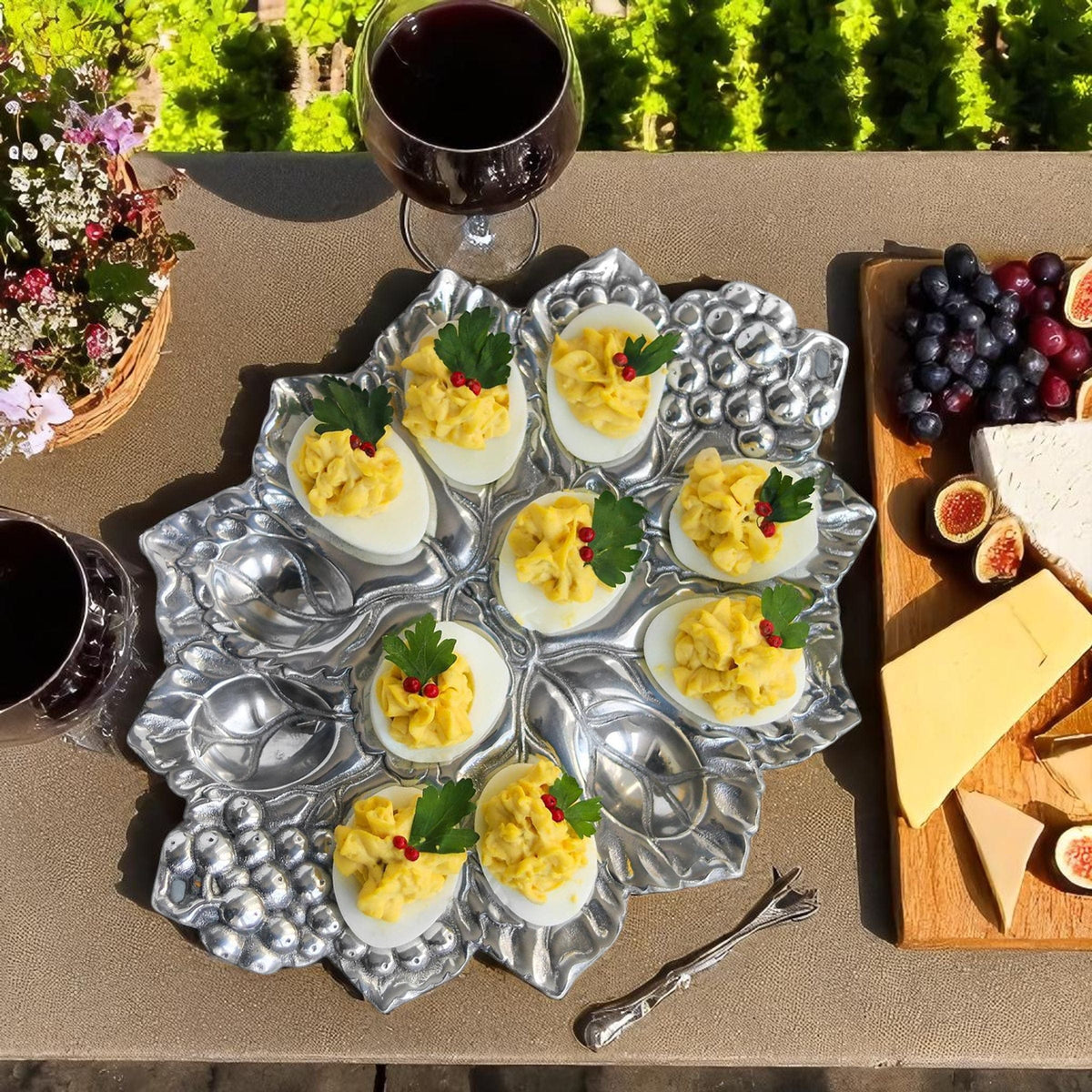 Arthur Court Grape Grape Deviled Egg Holder