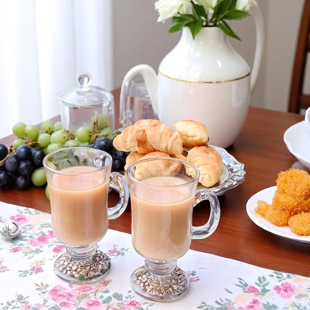 Arthur Court Grape Grape Glass Mug