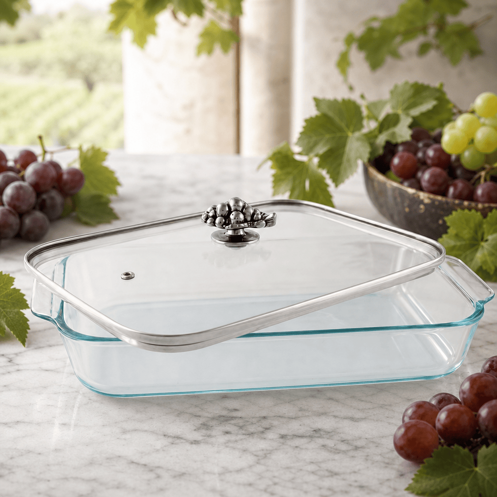 Arthur Court Grape Grape Lid with Pyrex 3 quart Baking Dish
