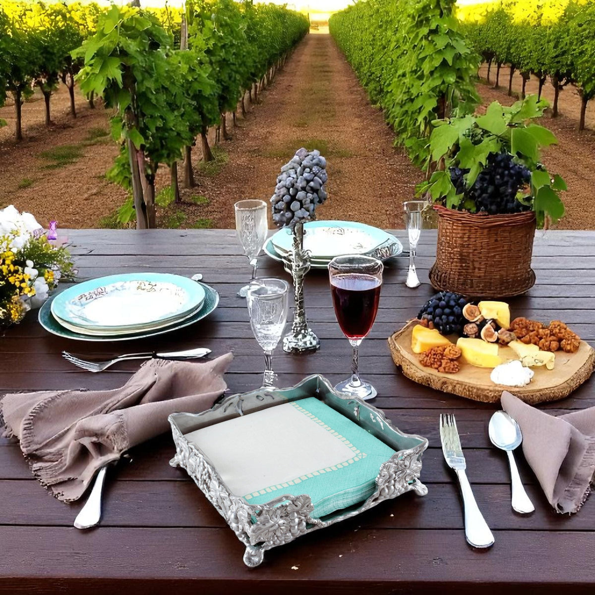 Arthur Court Grape Grape Luncheon Napkin Box