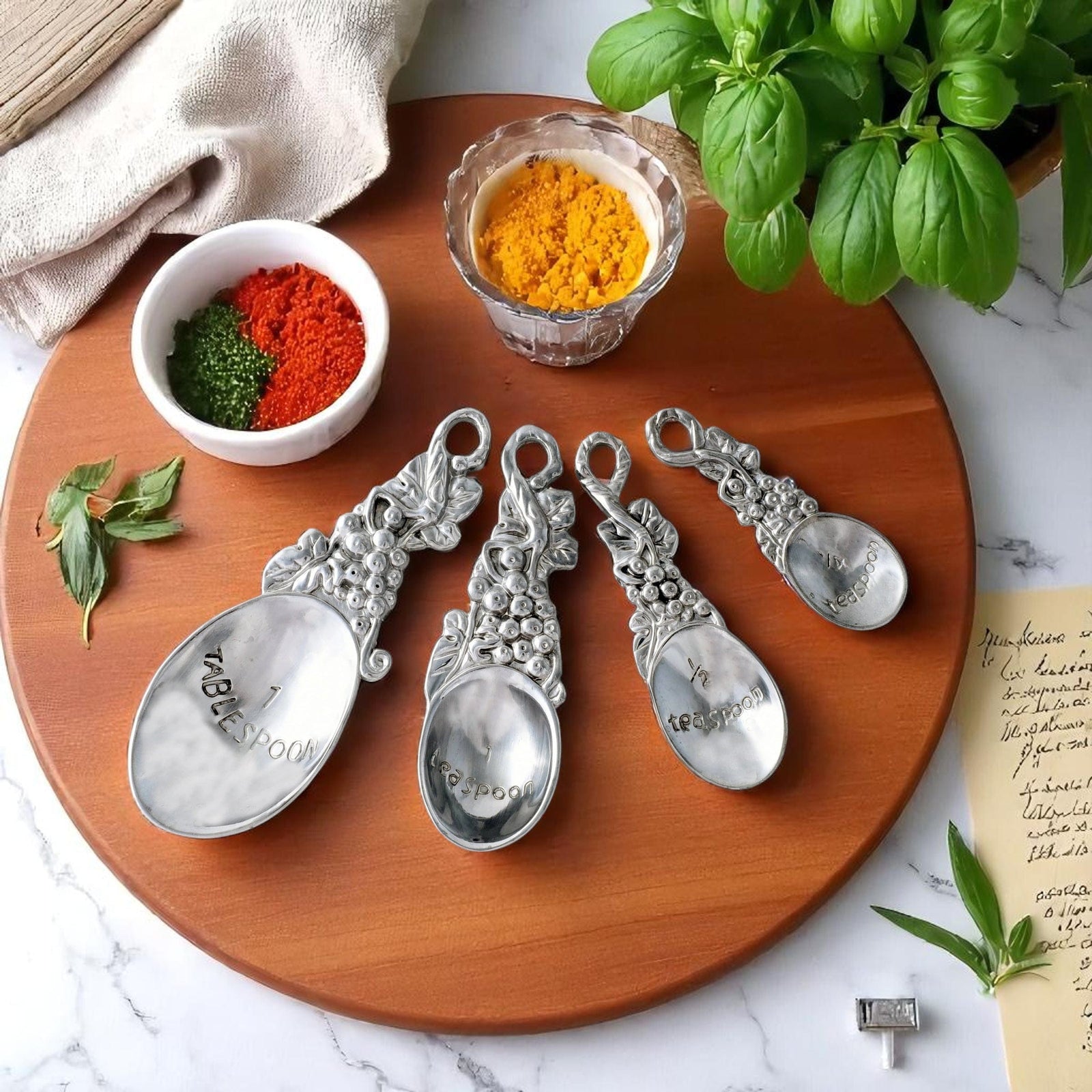 Arthur Court Grape Grape Measuring Spoons