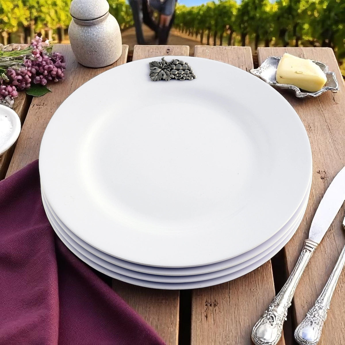 Arthur Court Grape Grape Melamine Lunch Plates - Set of 4