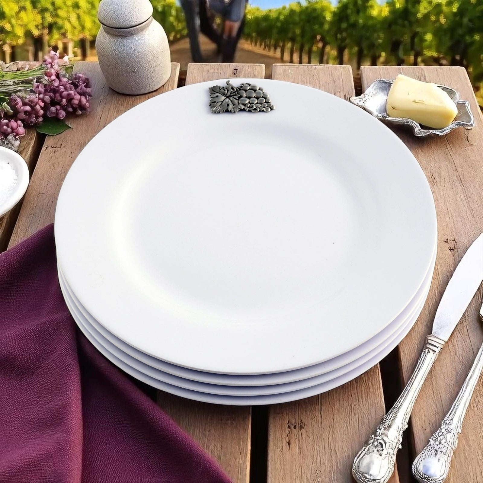 Arthur Court Grape Grape Melamine Lunch Plates - Set of 4