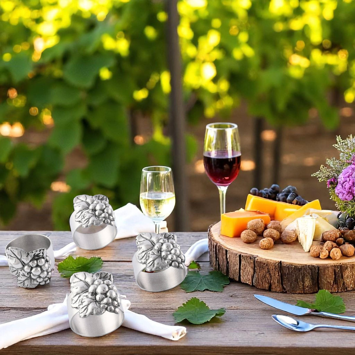 Arthur Court Grape Grape Napkin Rings - set of 4