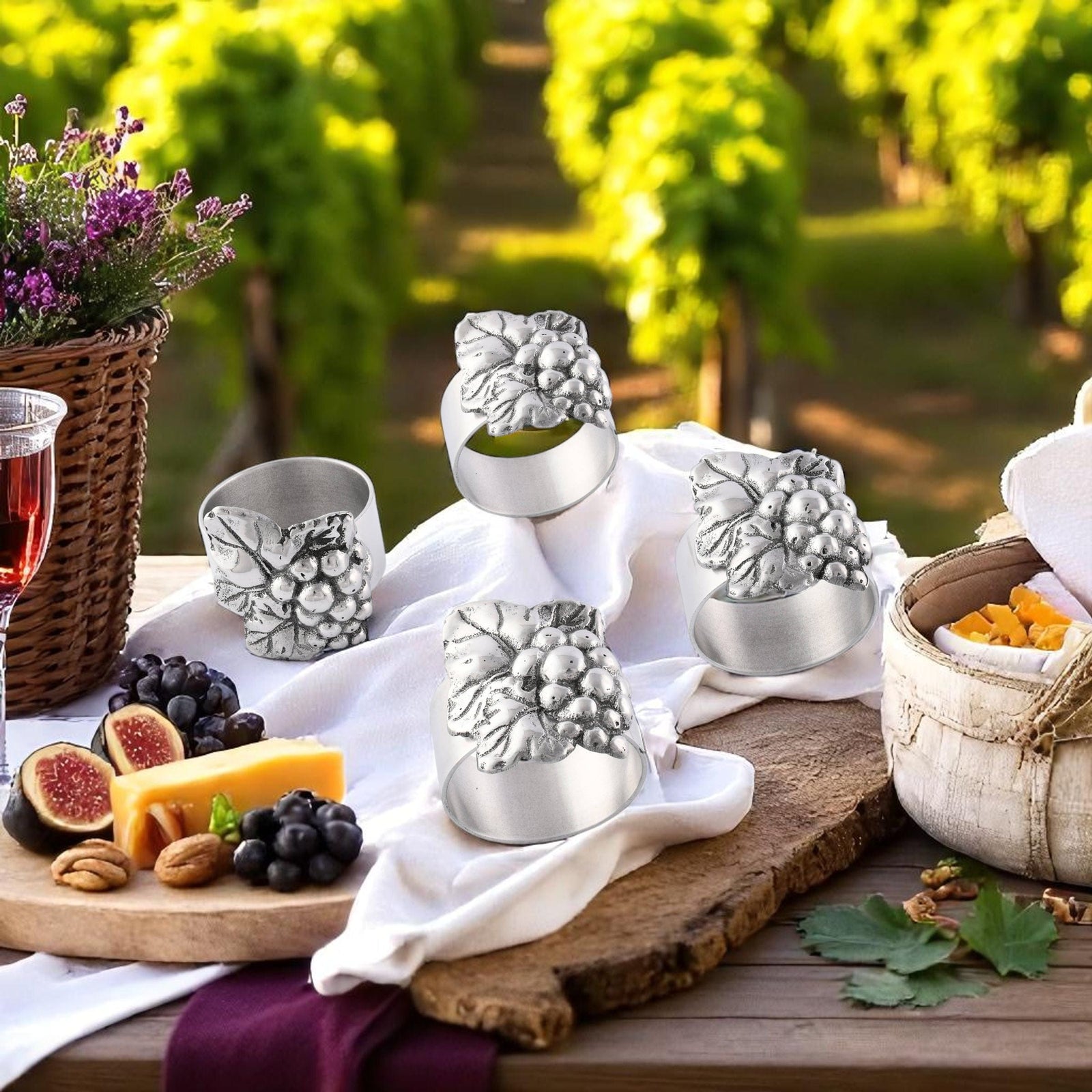 Arthur Court Grape Grape Napkin Rings - set of 4