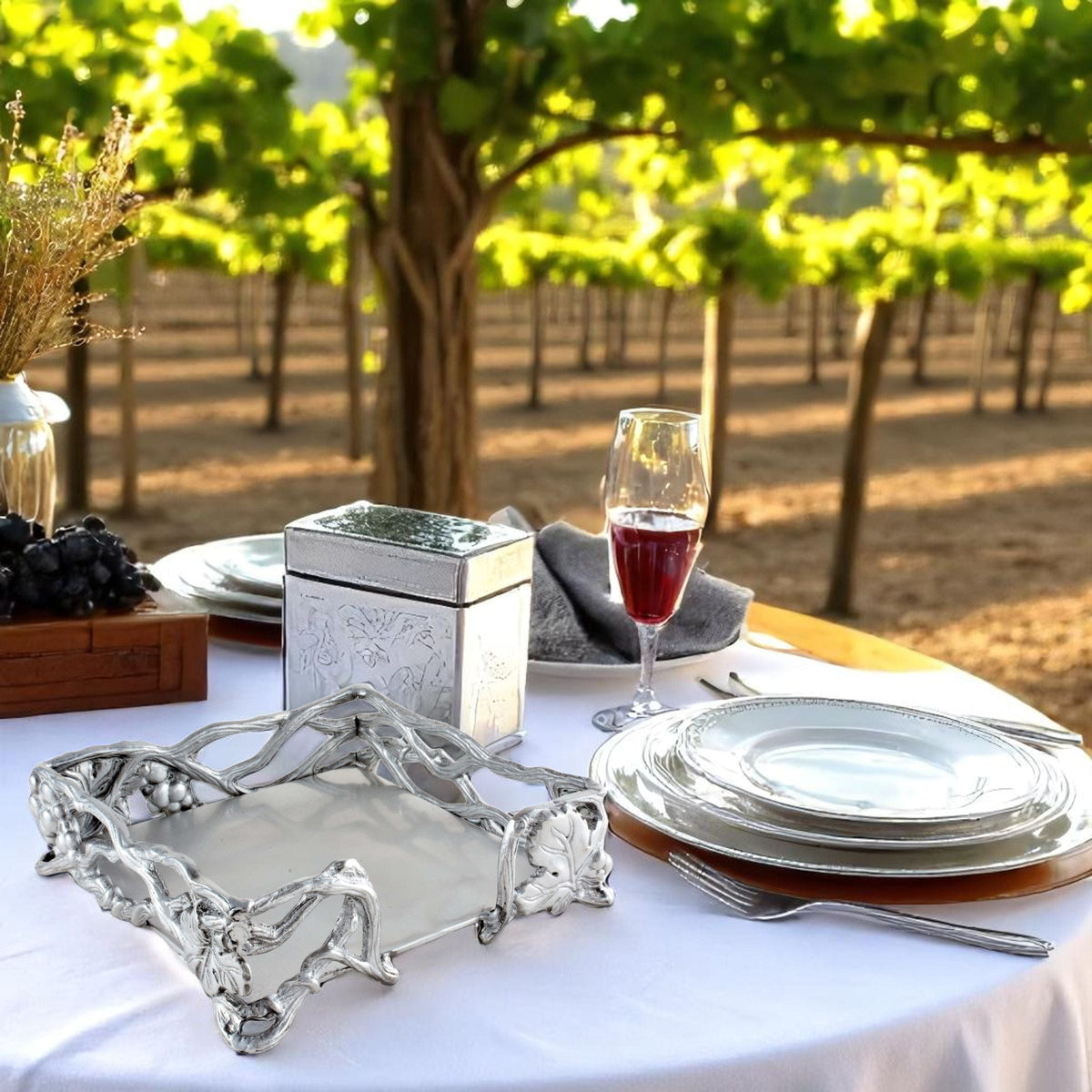 Arthur Court Grape Grape Open Vine Napkin Box
