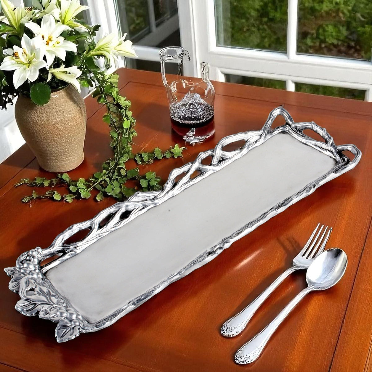 Arthur Court Grape Grape Open Vine Oblong Tray