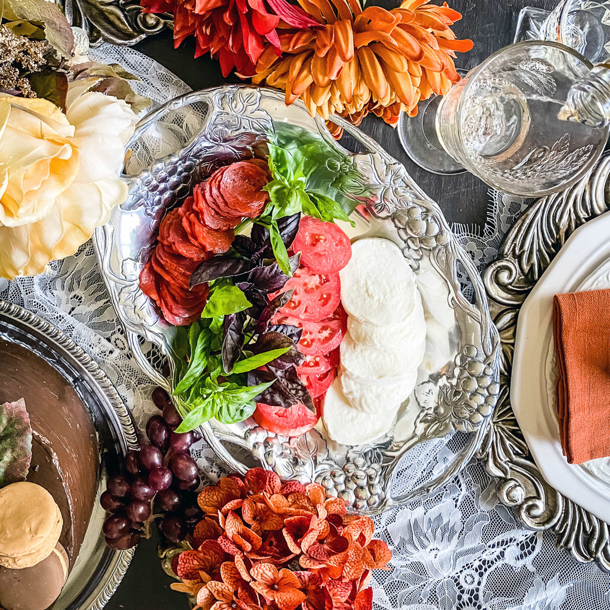 Arthur Court Grape Grape Oval Tray