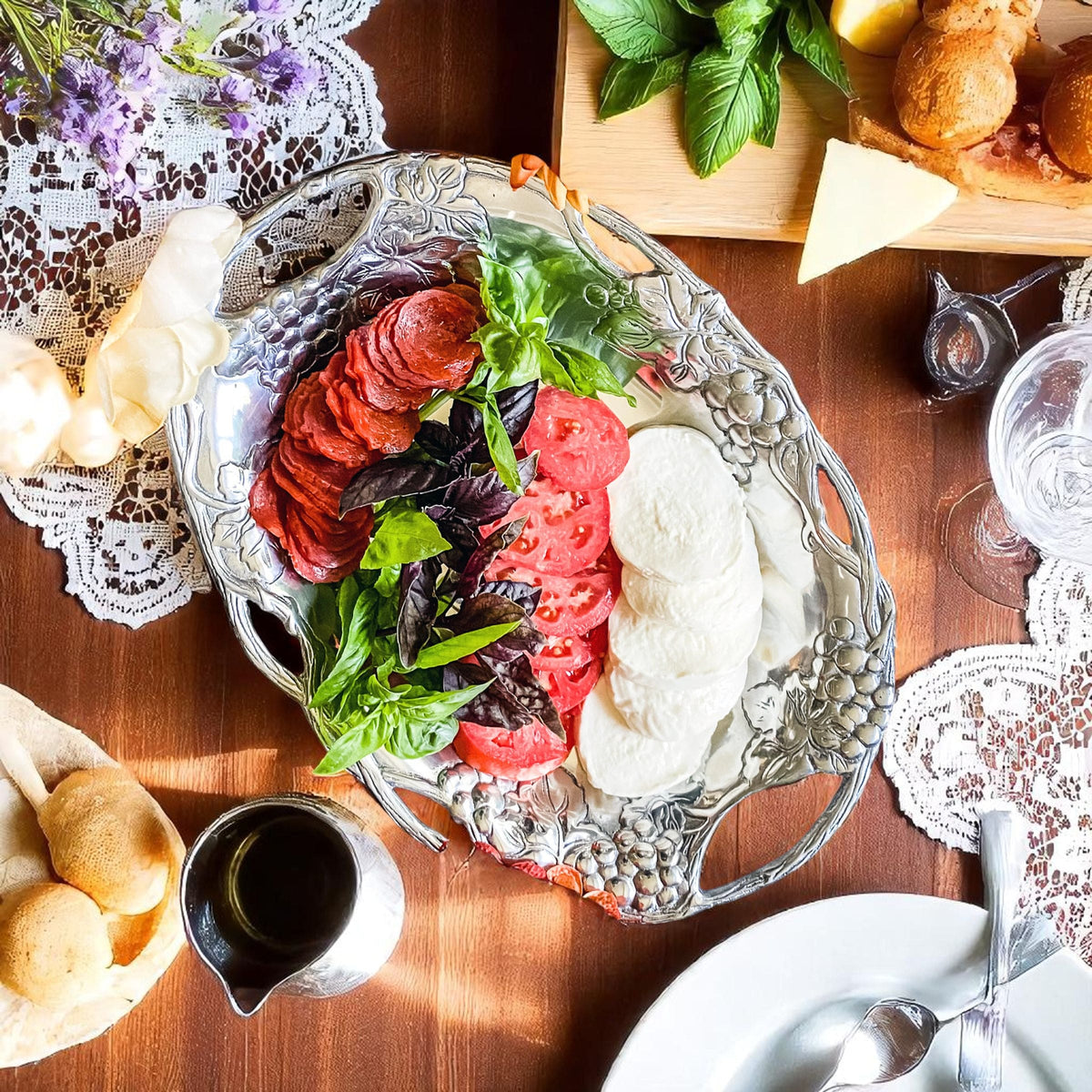 Arthur Court Grape Grape Oval Tray