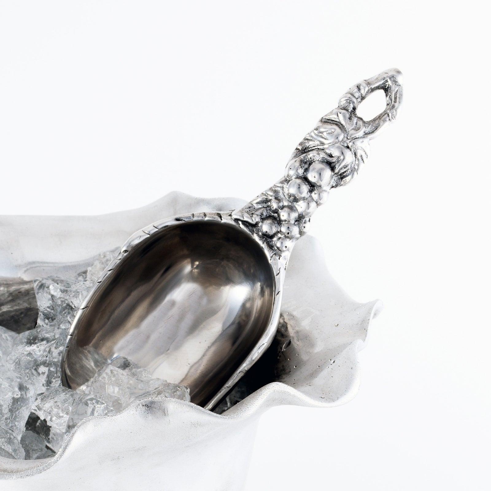 Arthur Court Grape Grape Pattern Ice Scoop