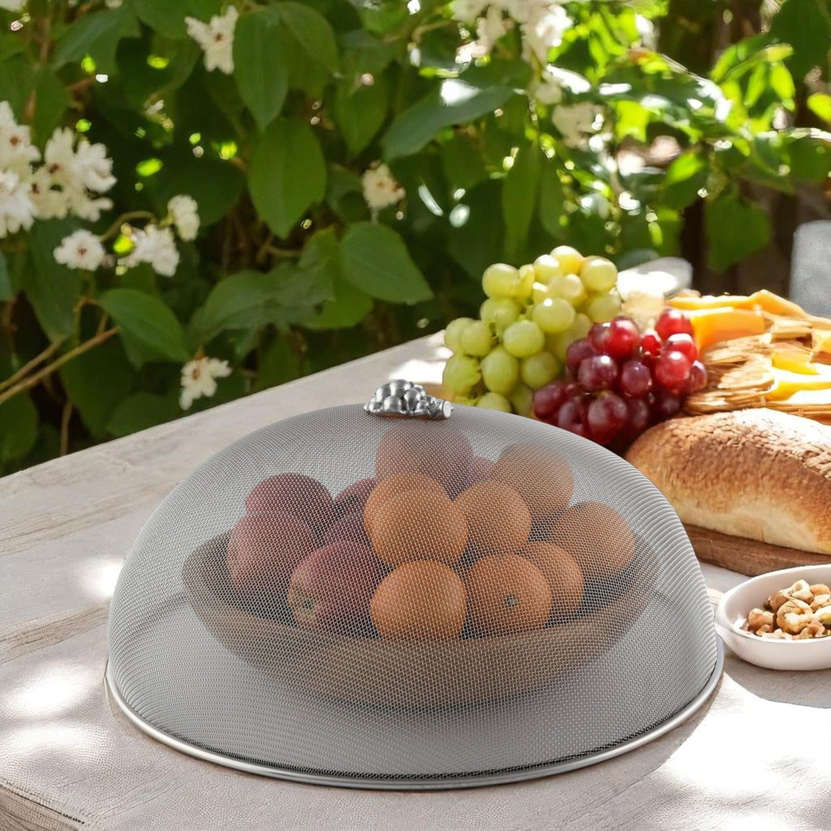 Arthur Court Grape Grape Stainless Mesh Picnic Cover