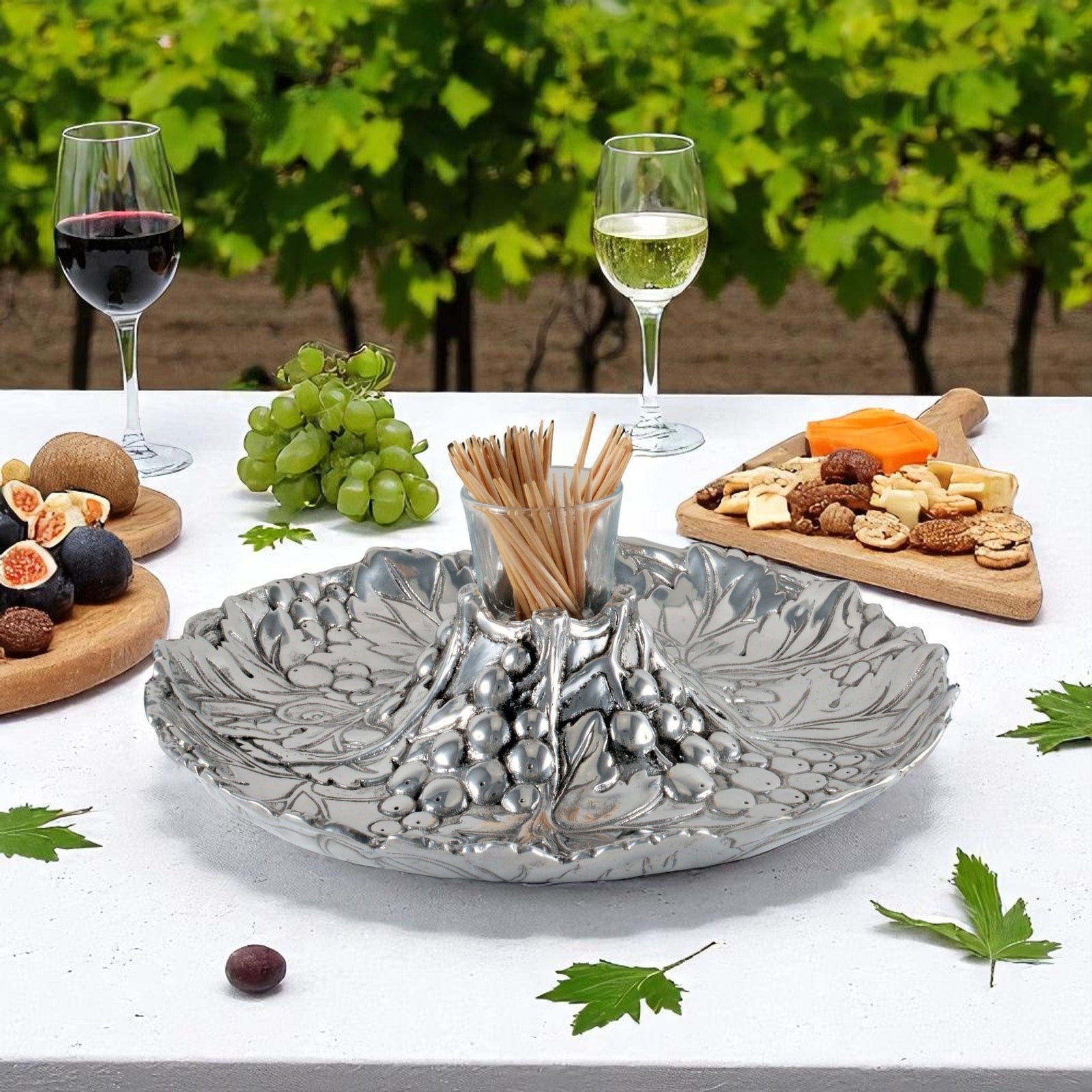 Arthur Court Grape Grape Tidbit tray