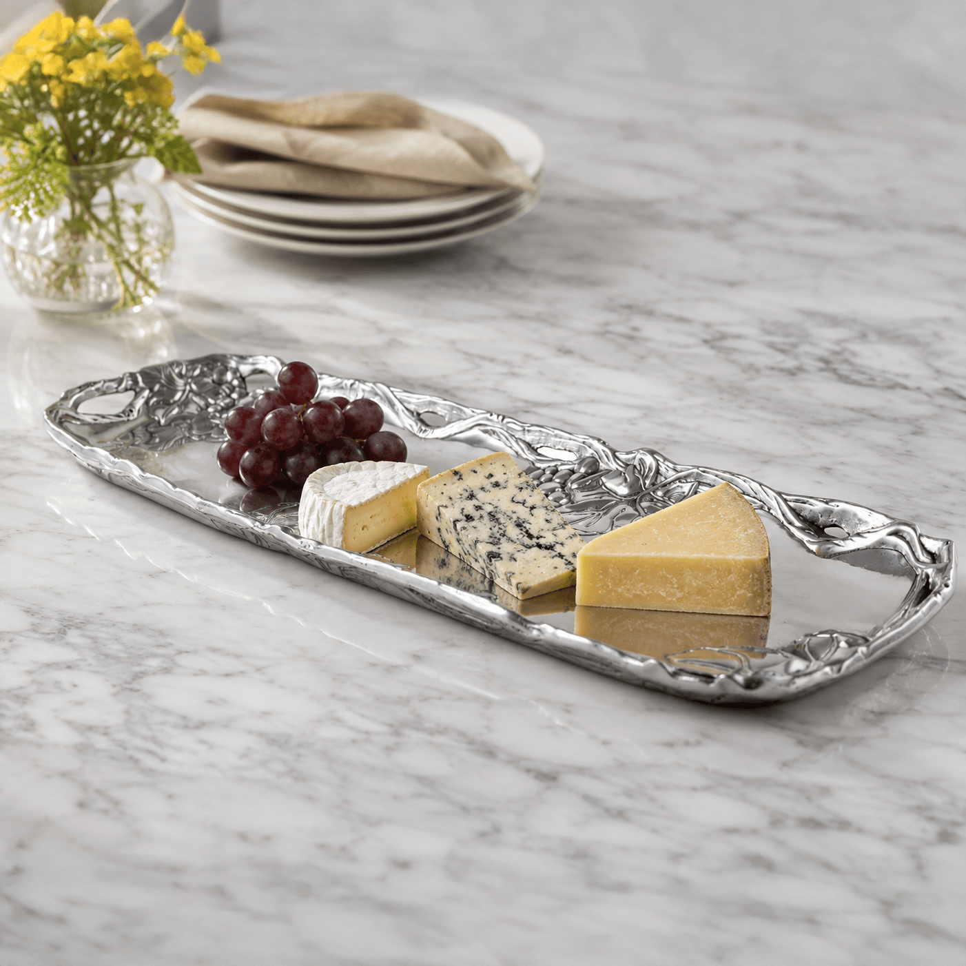 Arthur Court Grape Grape Vineyard Oblong Tray