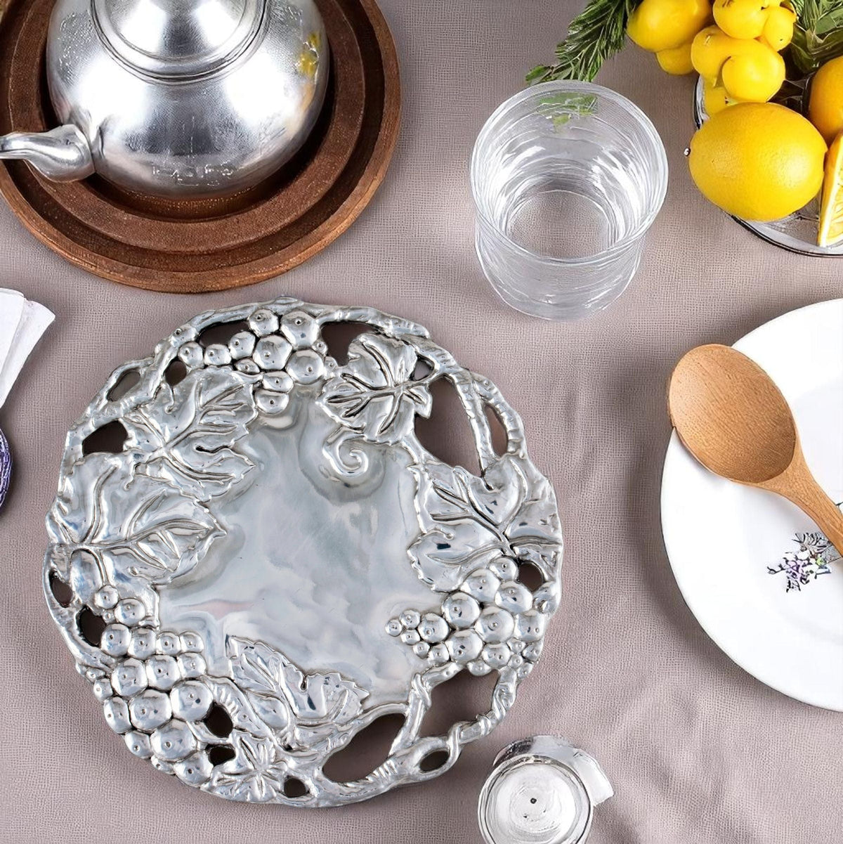 Arthur Court Grape Grapevine Trivet