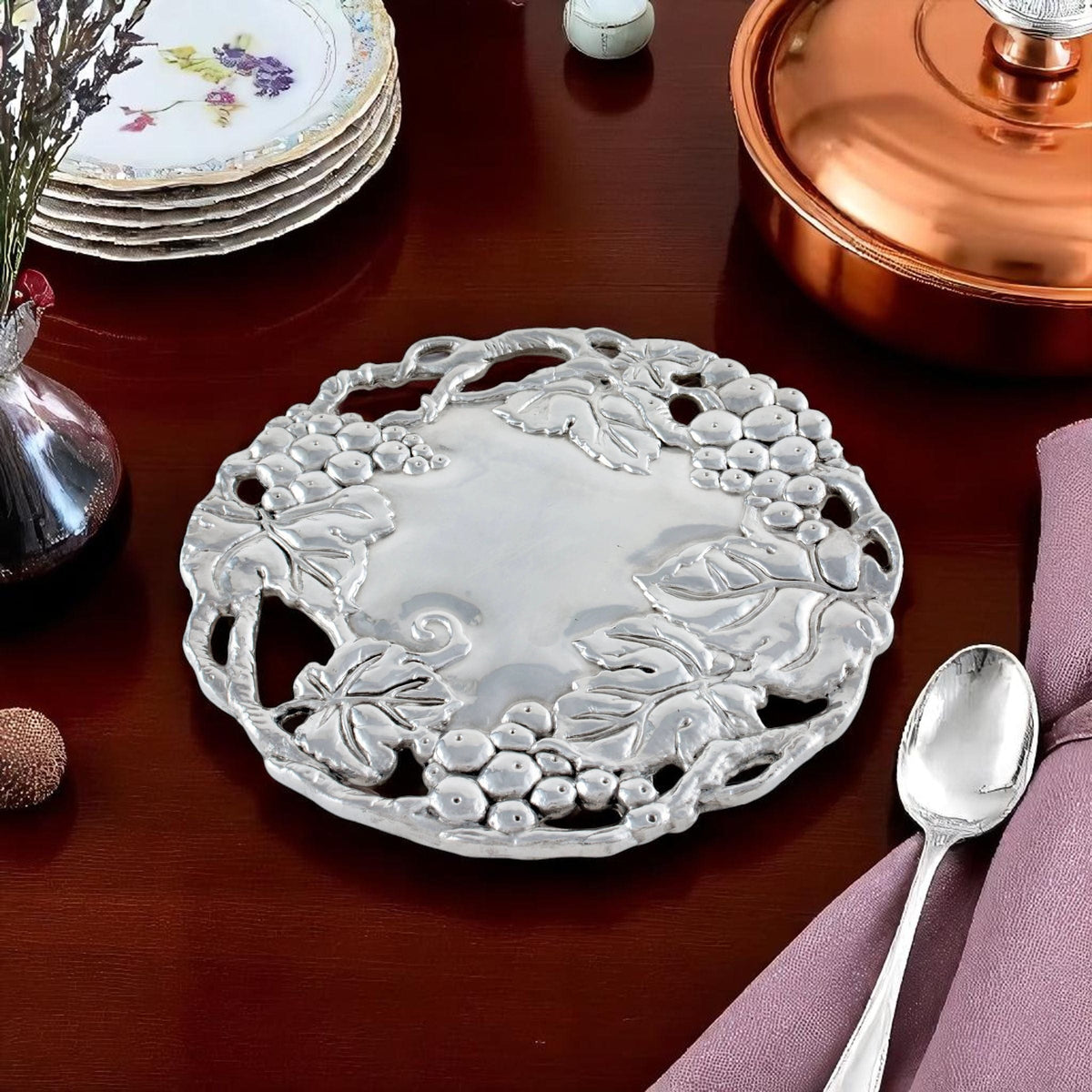 Arthur Court Grape Grapevine Trivet