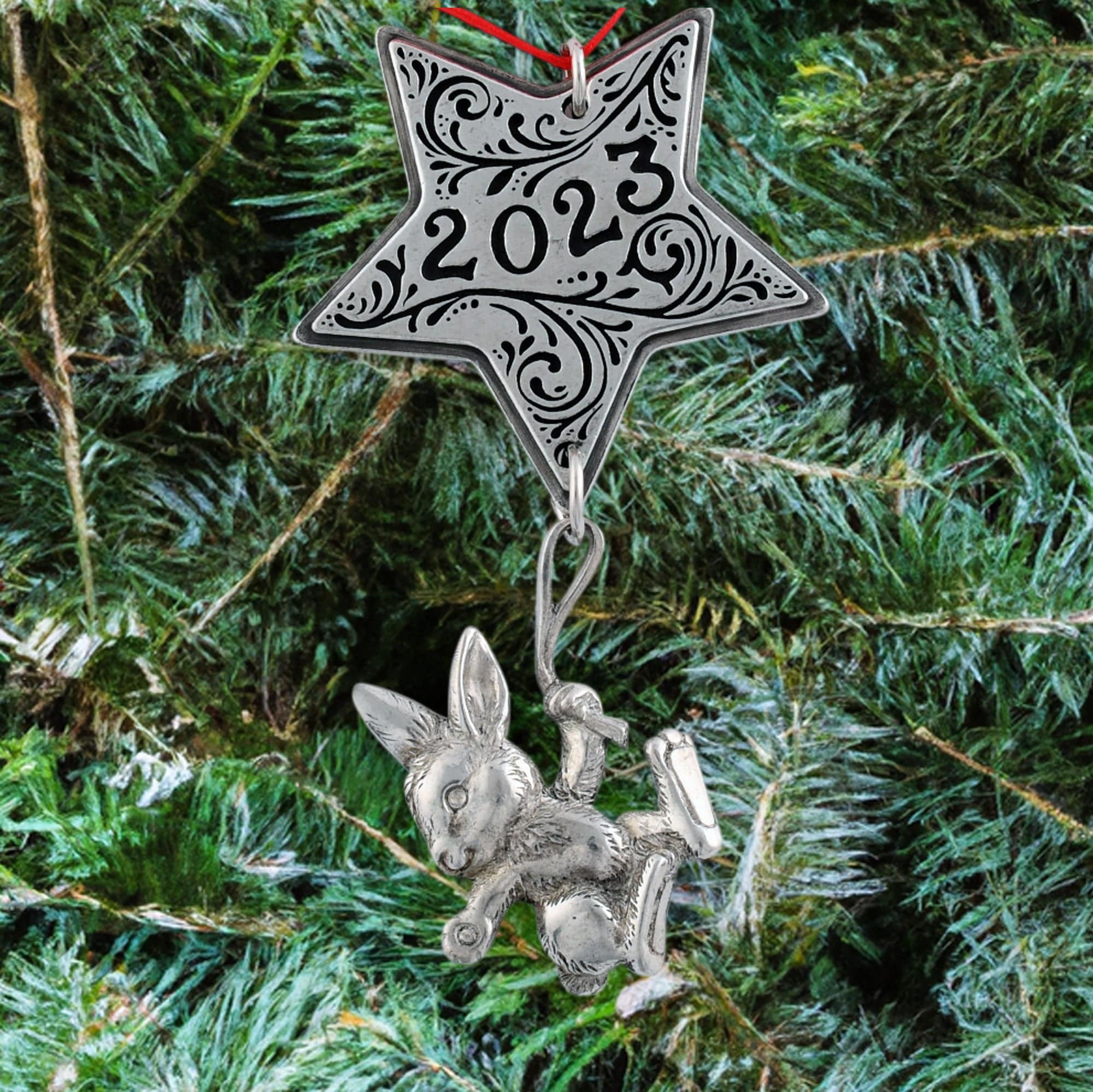 Arthur Court Holidays 2023 "Wishing on a Star" Bunny Ornament