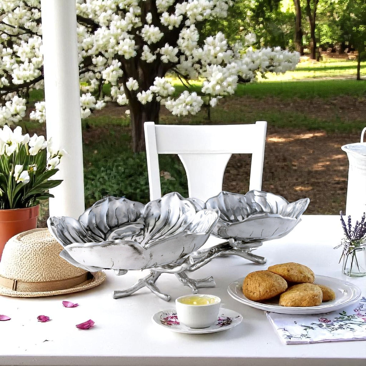 Arthur Court Magnolia Magnolia 2-Bowl Bowl