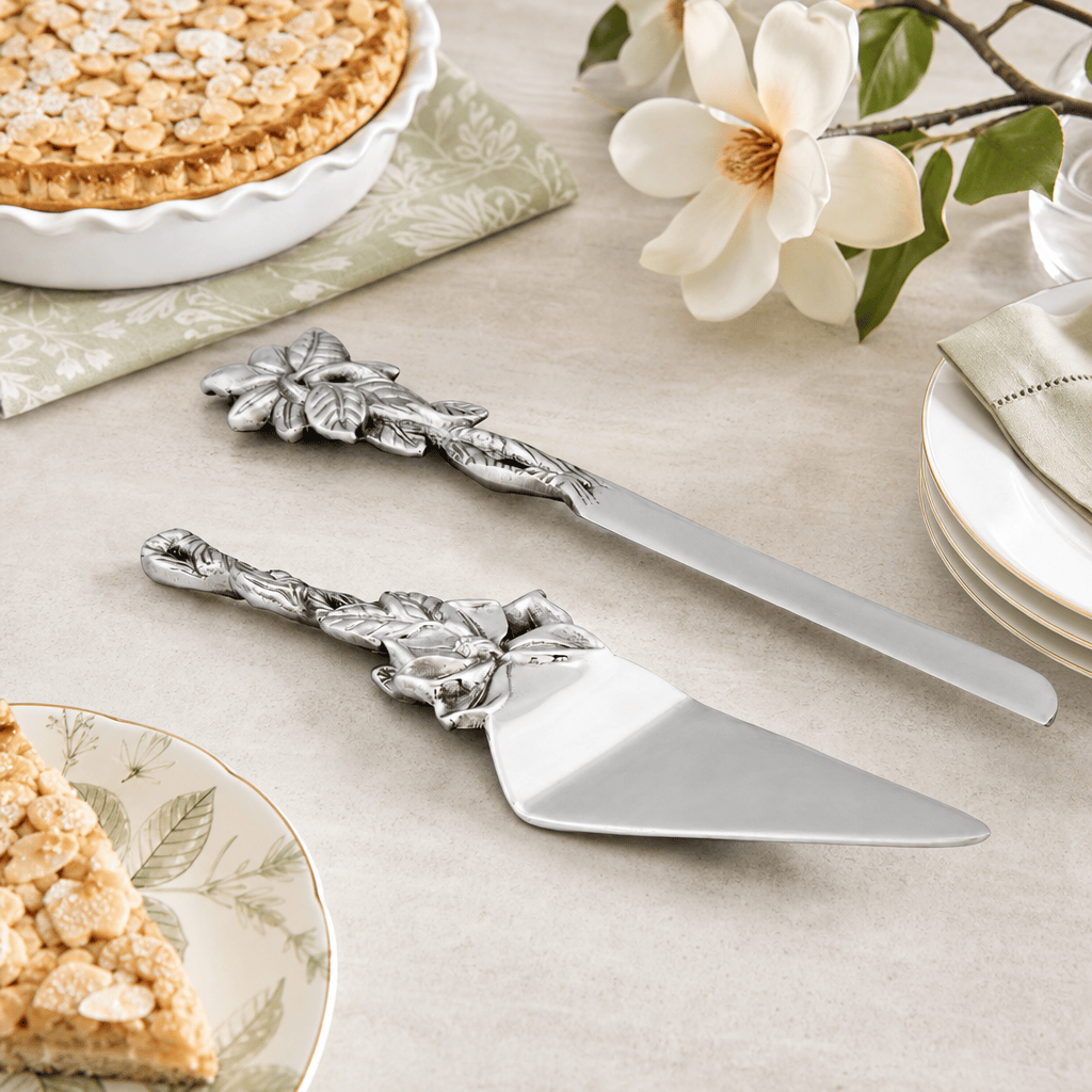 Arthur Court Magnolia Magnolia Cake Knife and Pie Server