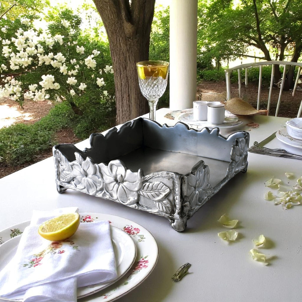 Arthur Court Magnolia Magnolia Luncheon Napkin Box