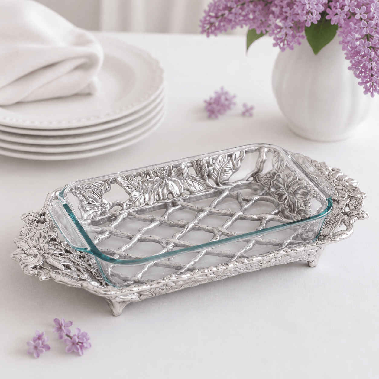 Arthur Court Magnolia Magnolia Pyrex Holder 3qt