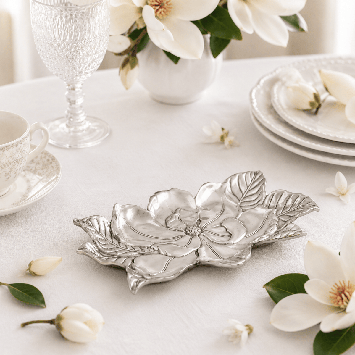 Arthur Court Magnolia Magnolia Tray 8x13.5