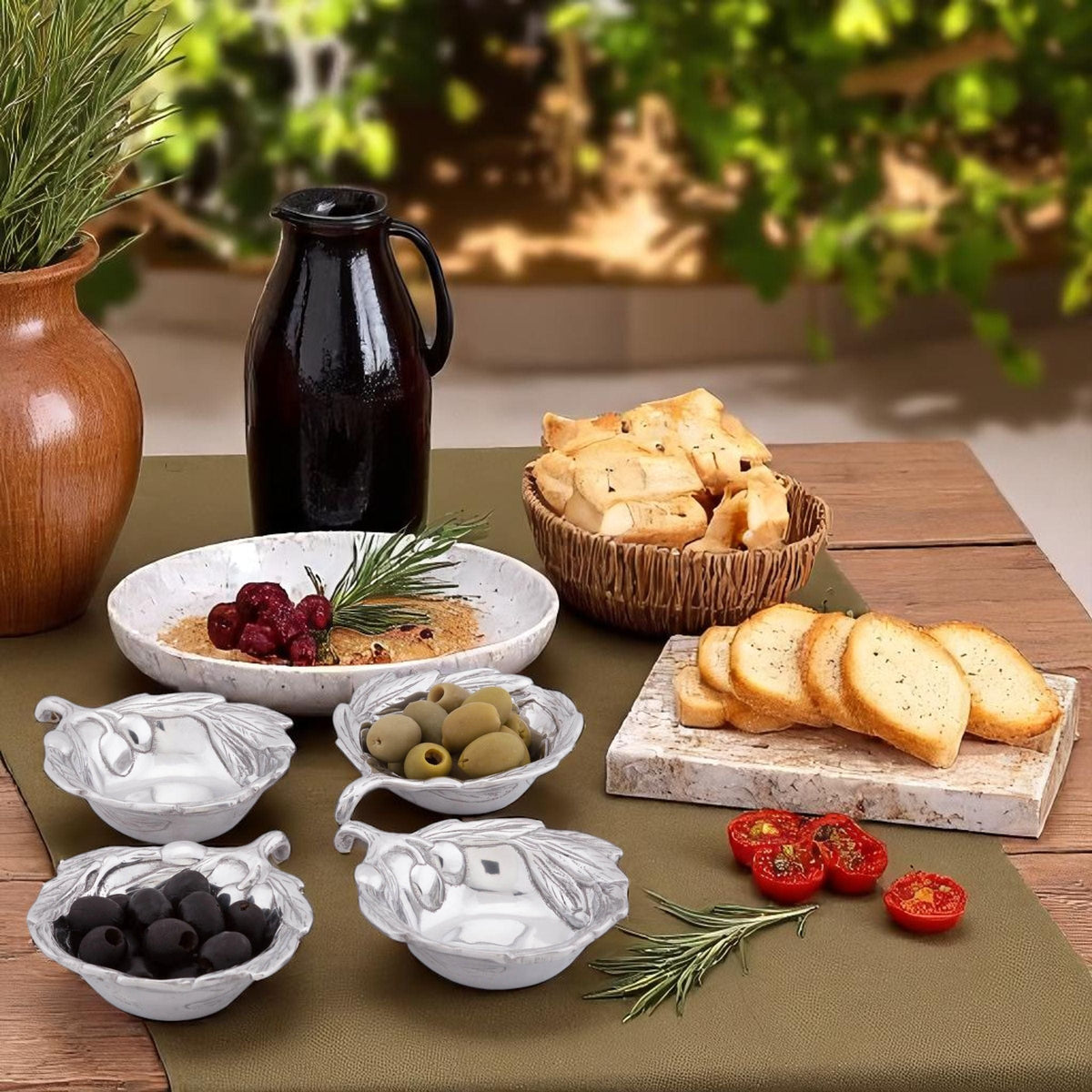 Arthur Court Olive Grove Olive Sauce/Oil Bowl