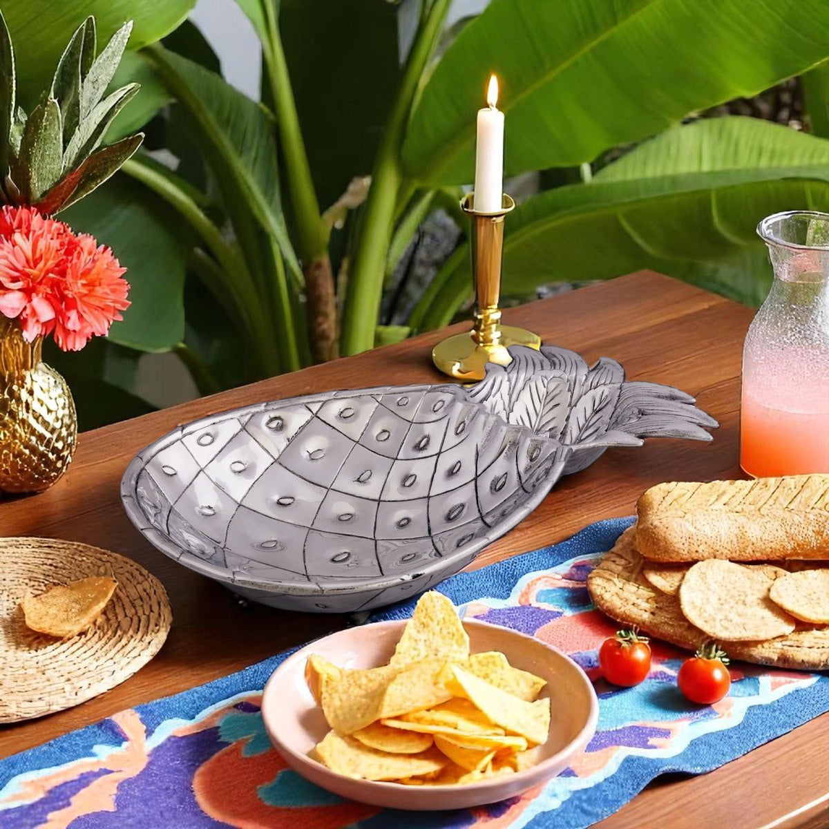 Arthur Court Pineapple Pineapple Chip and Dip Tray