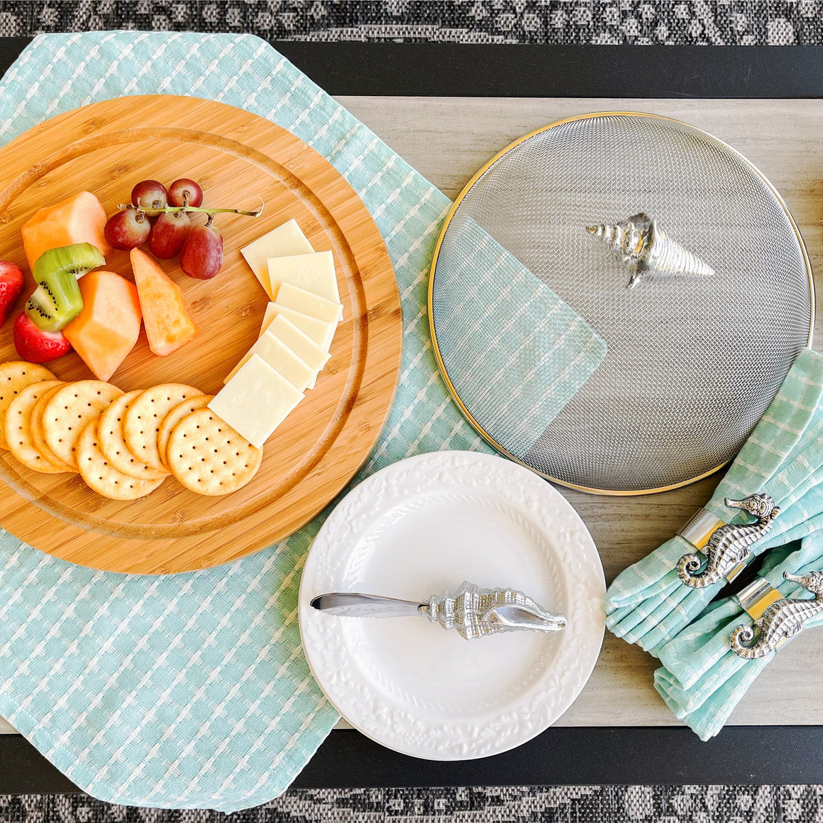 Arthur Court Sea and Shore Conch Shell 3 Piece Picnic Cheese Board / Spreader