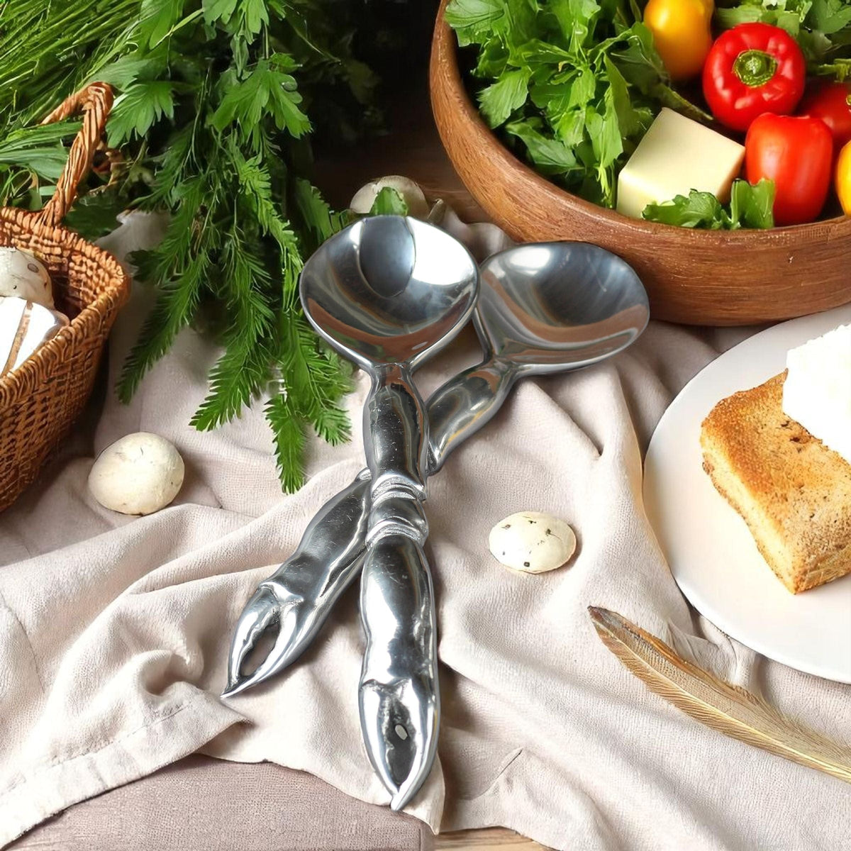 Arthur Court Sea and Shore Crab Serving Set